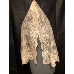 Beige Lace mantilla