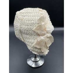 Knitting bonnet