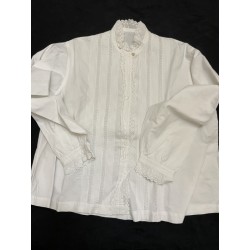 Embroidered shirt